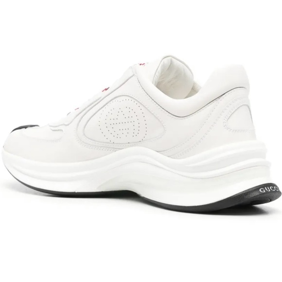 Gucci Women's White and Green Sneakers - Picture 4 of 8